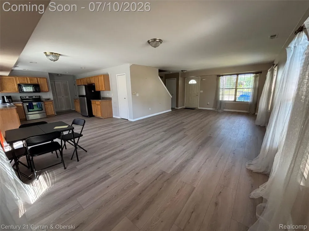 41973 Milton Drive Van Buren Charter Township, MI 48111