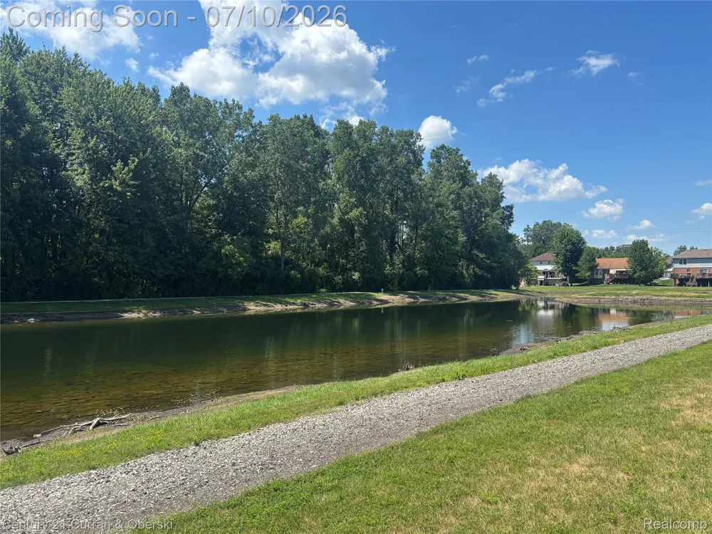41973 Milton Drive Van Buren Charter Township, MI 48111