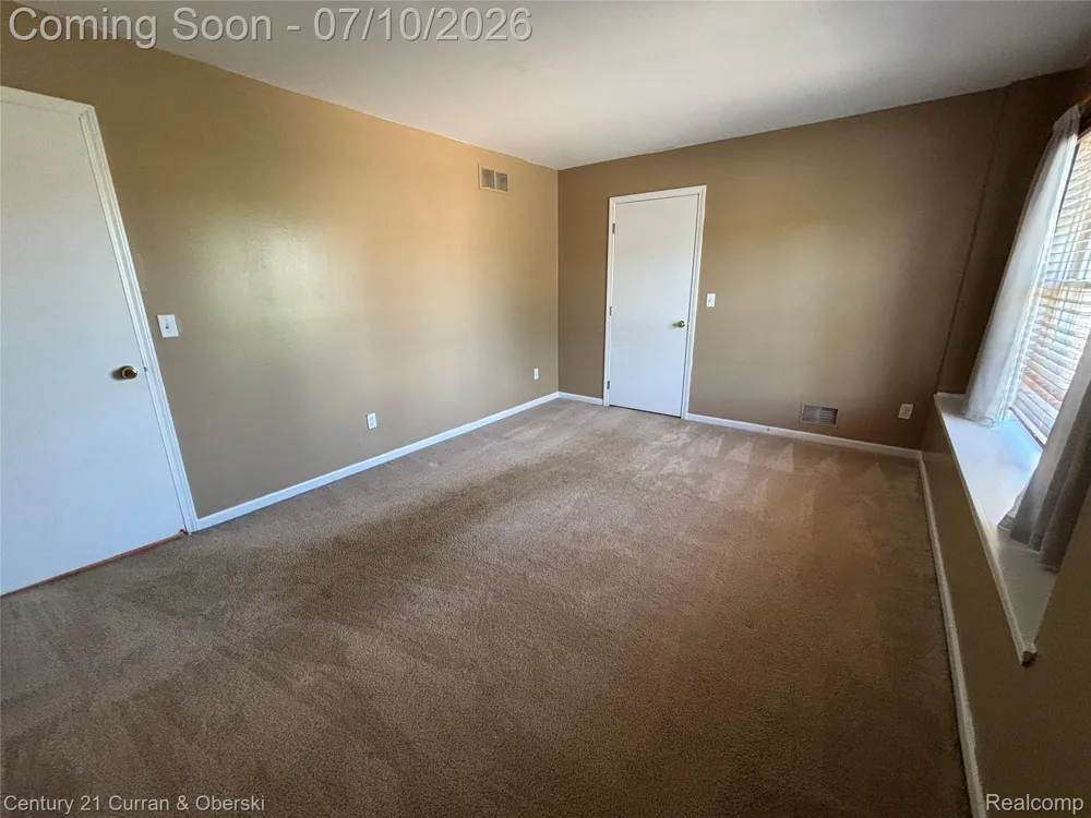 41973 Milton Drive Van Buren Charter Township, MI 48111