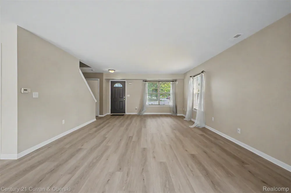 41973 Milton Drive Van Buren Charter Township, MI 48111