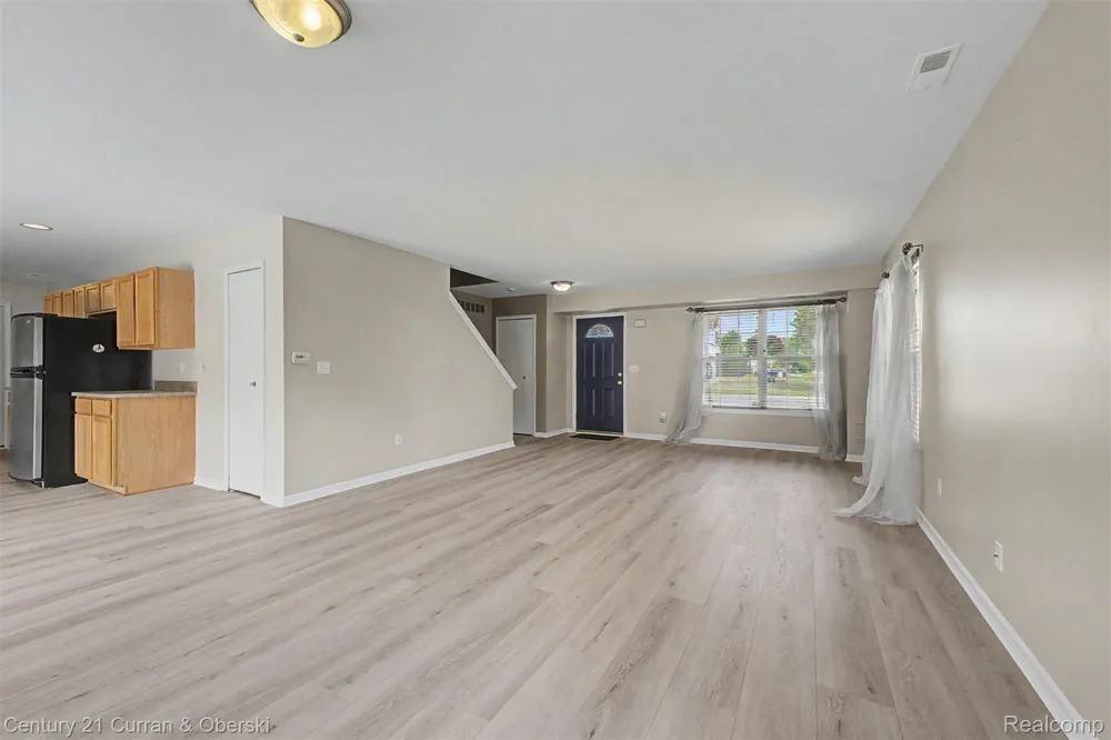 41973 Milton Drive Van Buren Charter Township, MI 48111