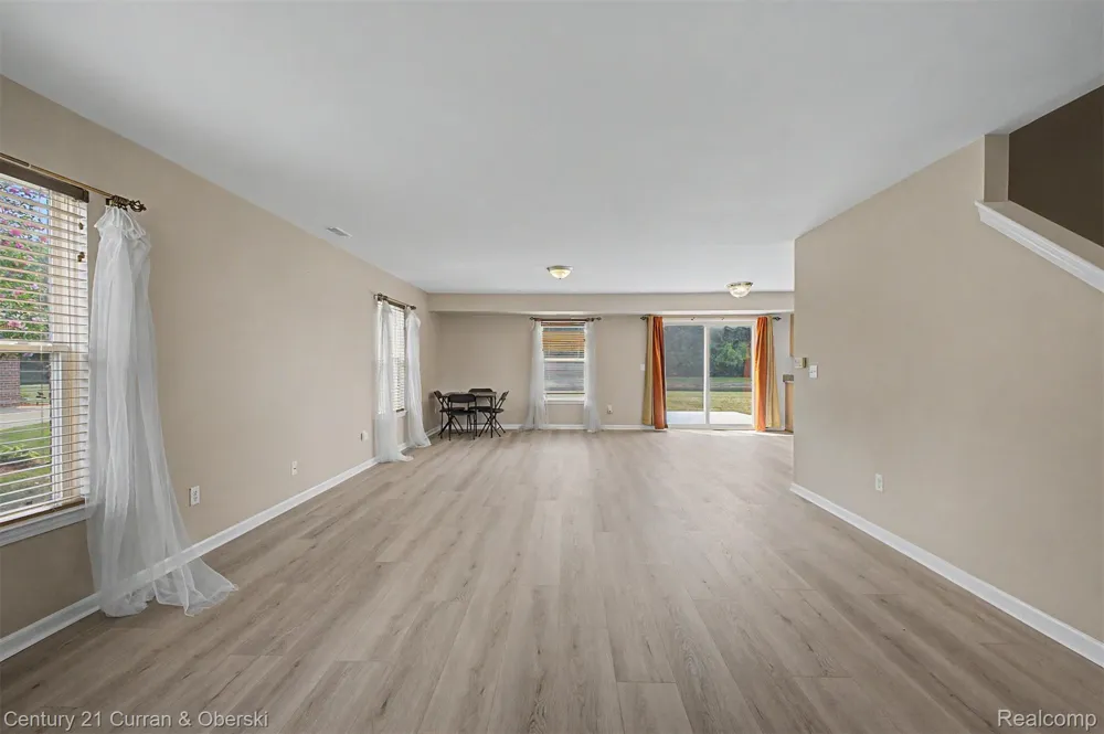 41973 Milton Drive Van Buren Charter Township, MI 48111