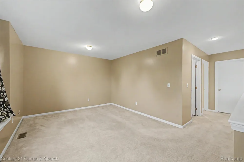 41973 Milton Drive Van Buren Charter Township, MI 48111