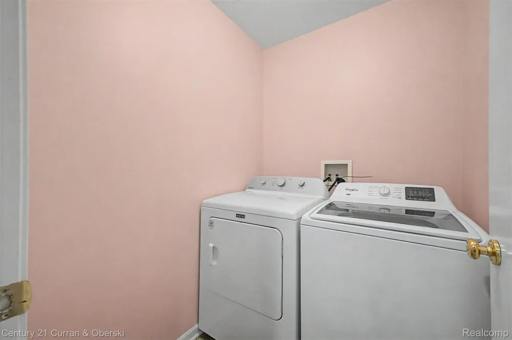 41973 Milton Drive Van Buren Charter Township, MI 48111