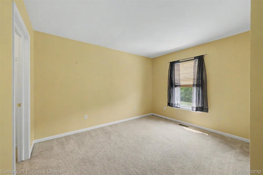 41973 Milton Drive Van Buren Charter Township, MI 48111