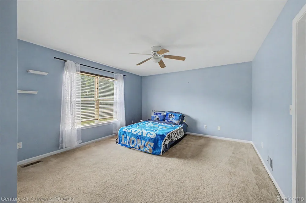 41973 Milton Drive Van Buren Charter Township, MI 48111