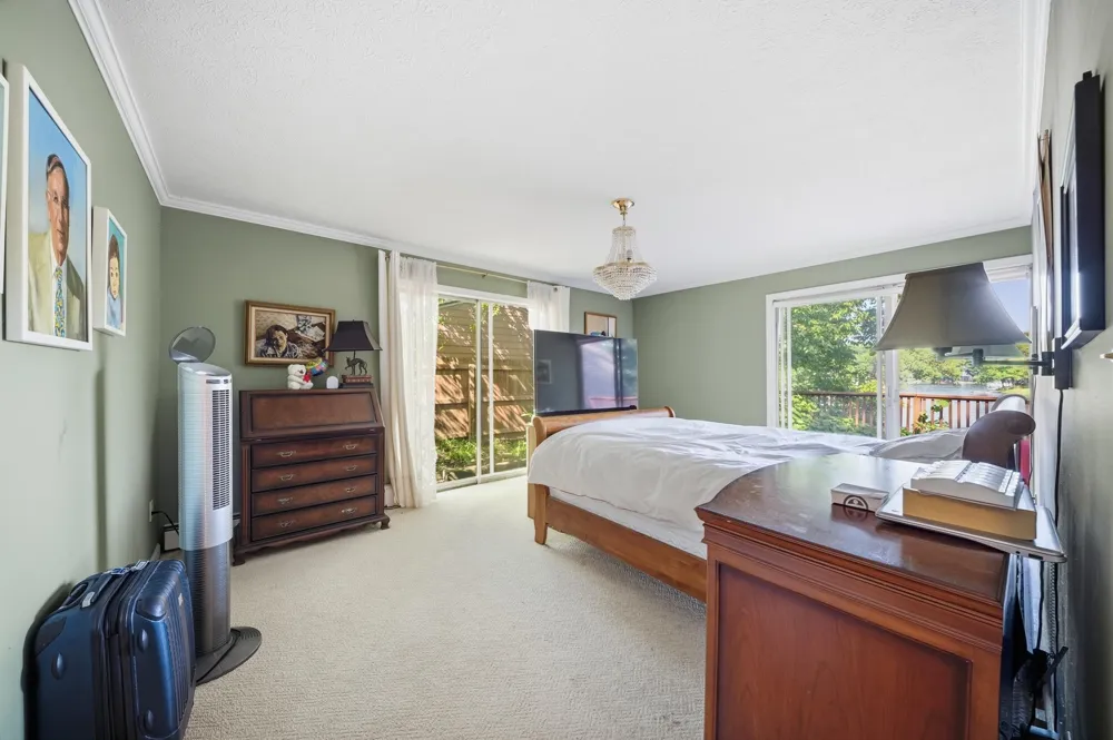 11881 Westshore Drive Putnam Township, MI 48169
