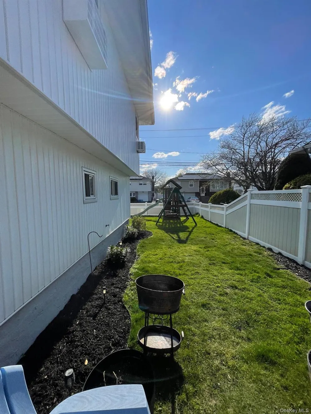 341 Green Court Oceanside, NY 11572
