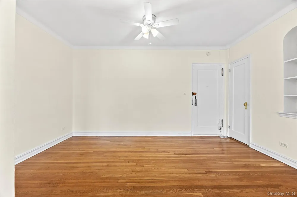 35-35 75th Street #625 Jackson Heights, NY 11372
