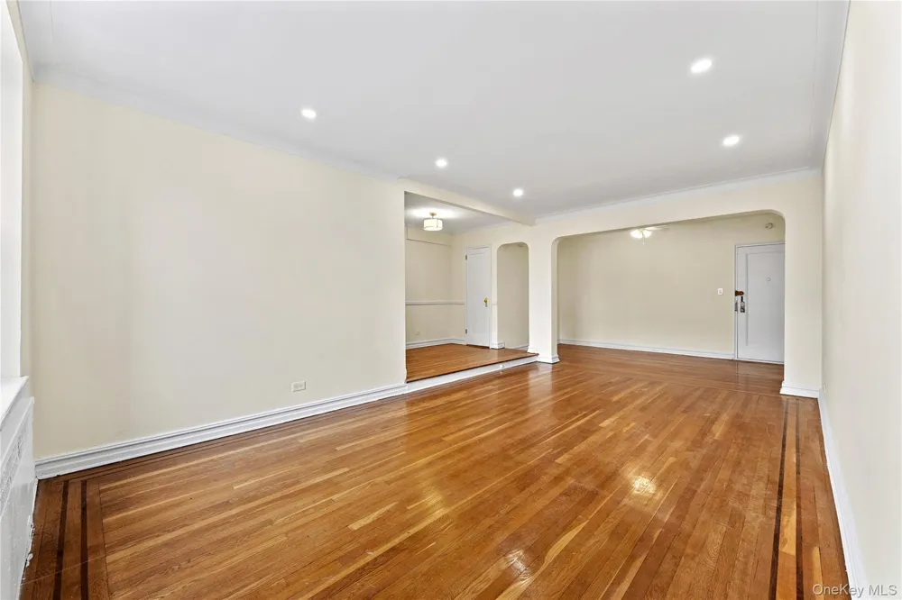 35-35 75th Street #625 Jackson Heights, NY 11372