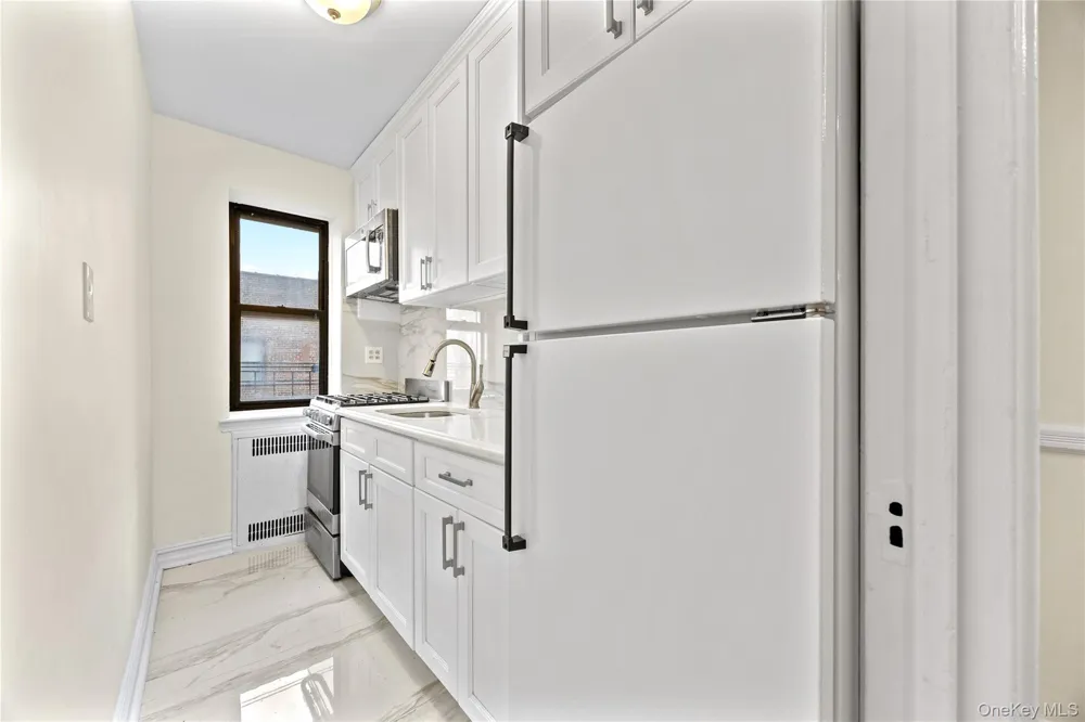 35-35 75th Street #625 Jackson Heights, NY 11372