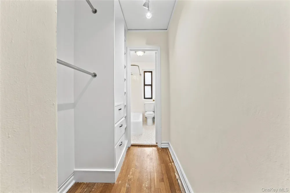 35-35 75th Street #625 Jackson Heights, NY 11372