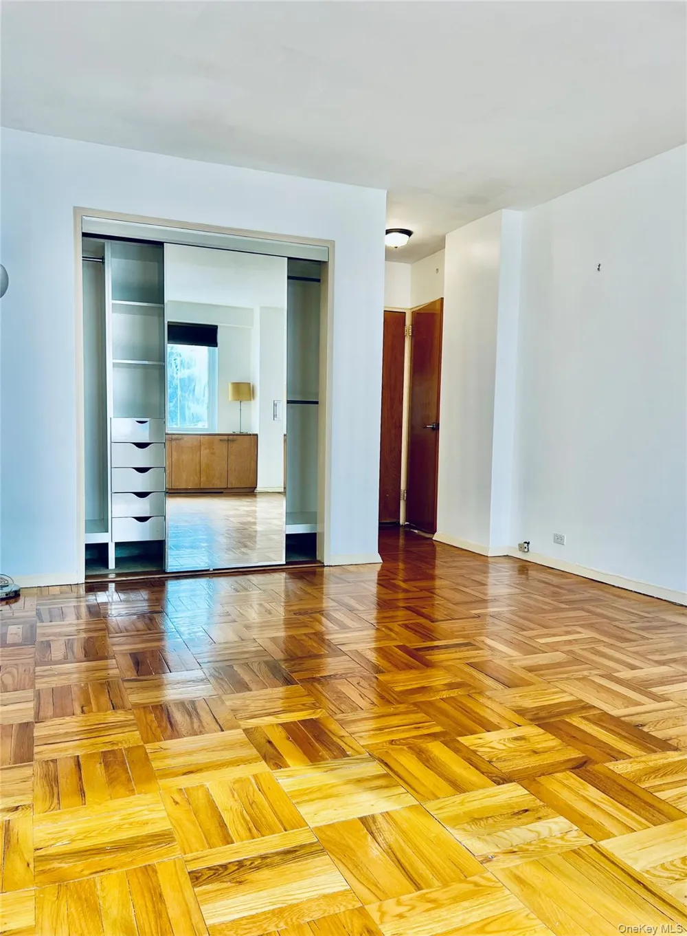 411 E 53rd Street #8L New York (Manhattan), NY 10022