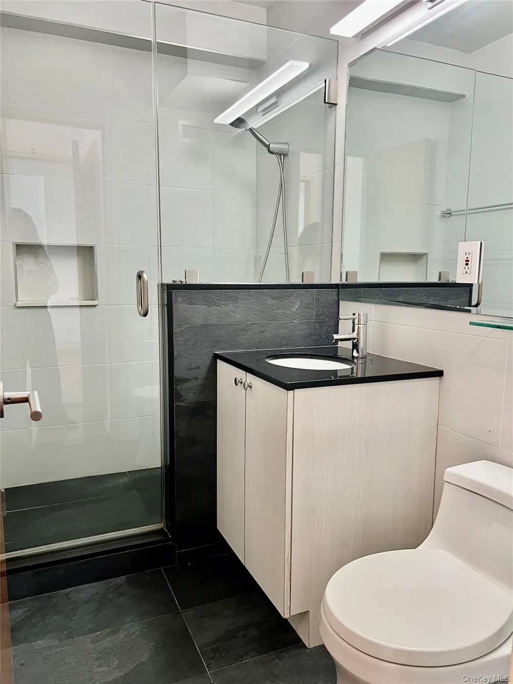411 E 53rd Street #8L New York (Manhattan), NY 10022