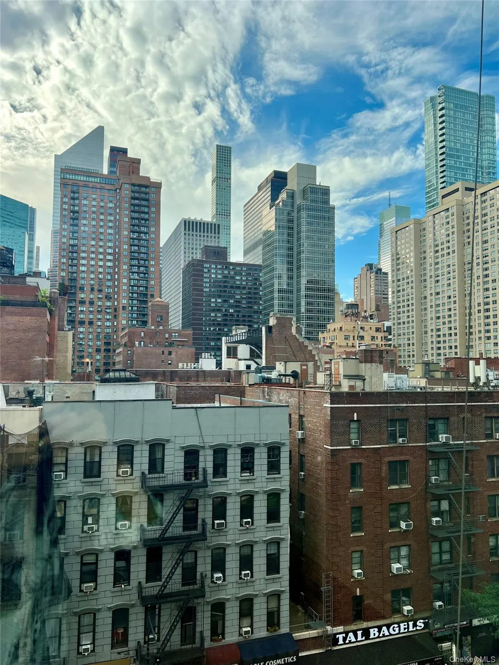 411 E 53rd Street #8L New York (Manhattan), NY 10022