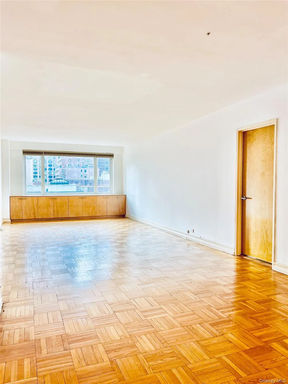 411 E 53rd Street #8L New York (Manhattan), NY 10022