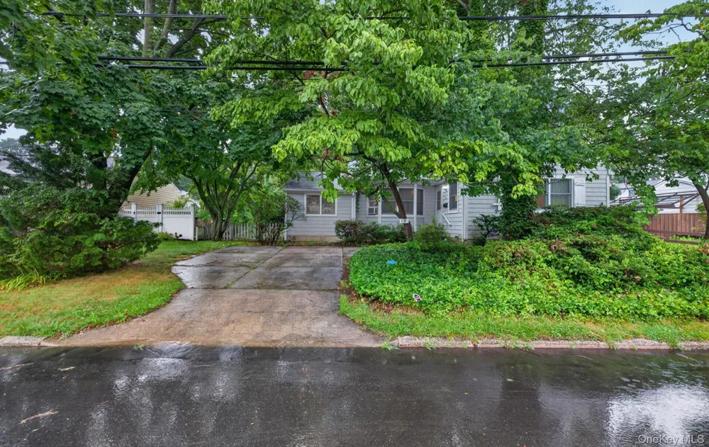 12 W Haven Drive East Northport, NY 11731