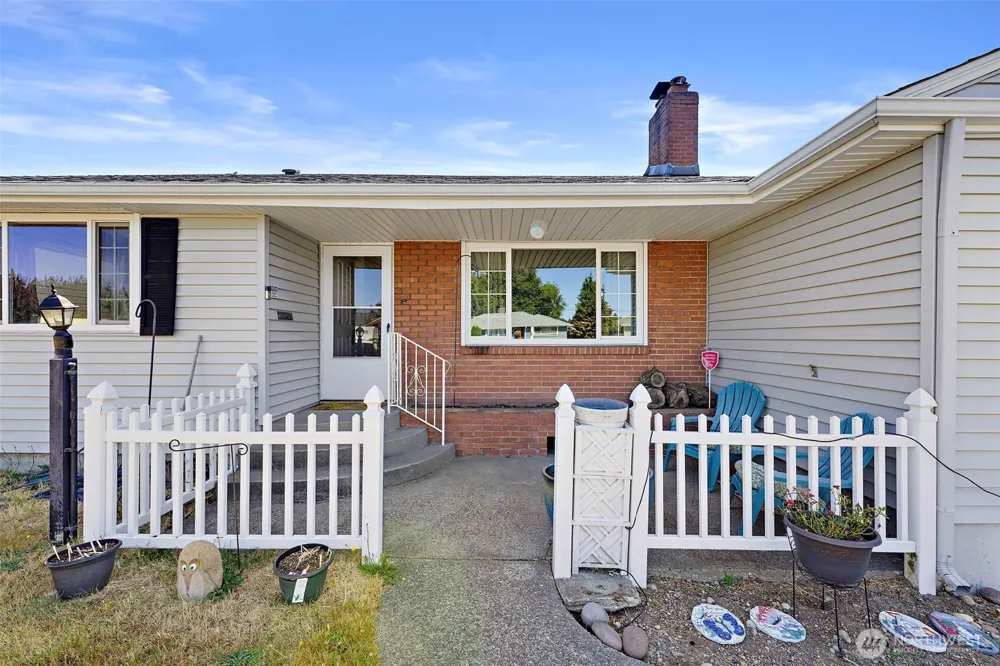 1821 Bennett Street Tacoma, WA 98406
