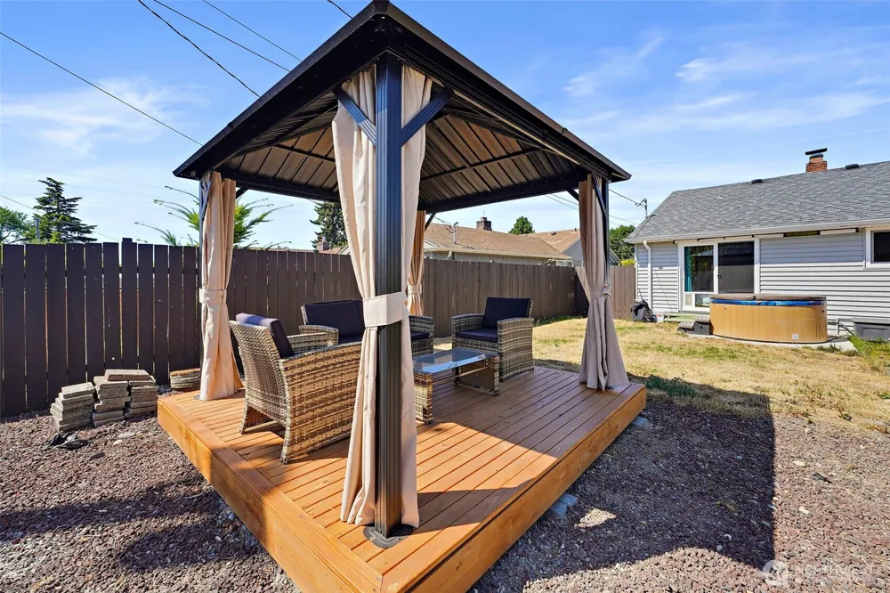 1821 Bennett Street Tacoma, WA 98406