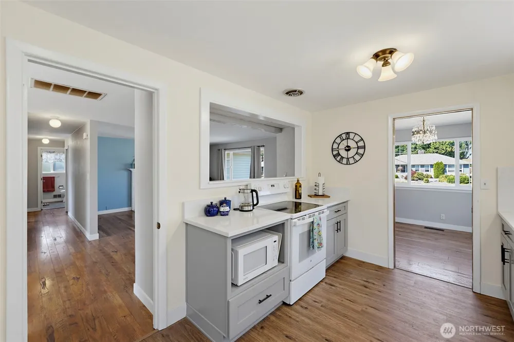 1821 Bennett Street Tacoma, WA 98406