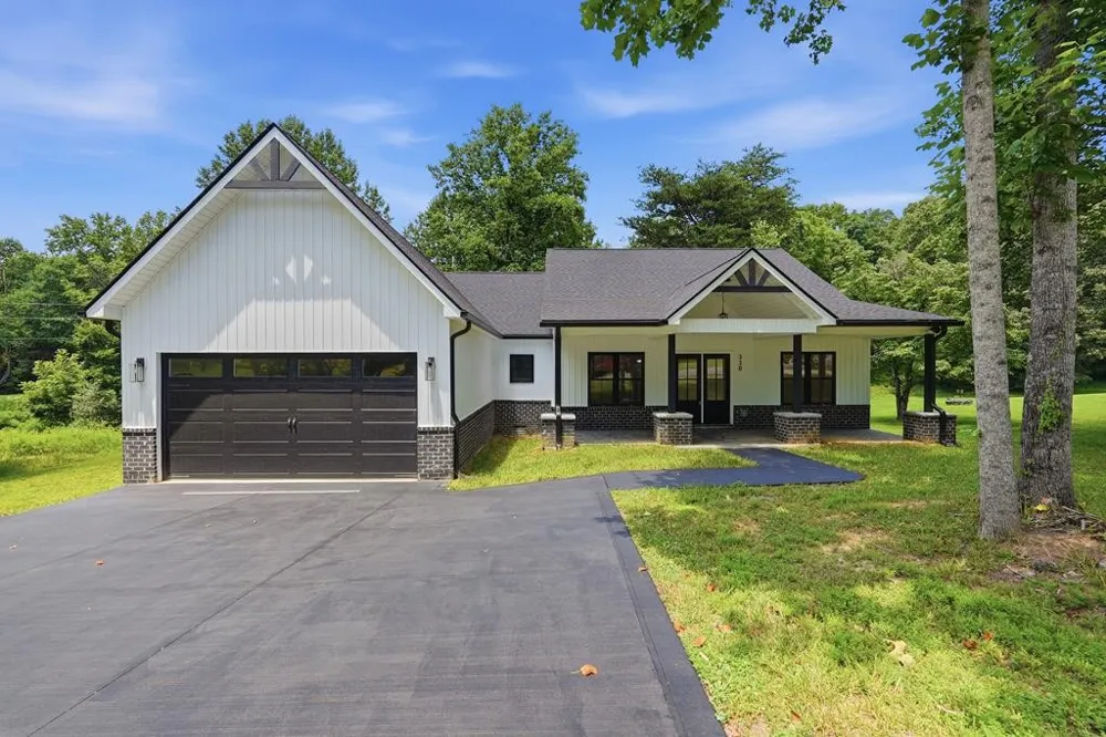 320 Christie Cir Cookeville, TN 38501