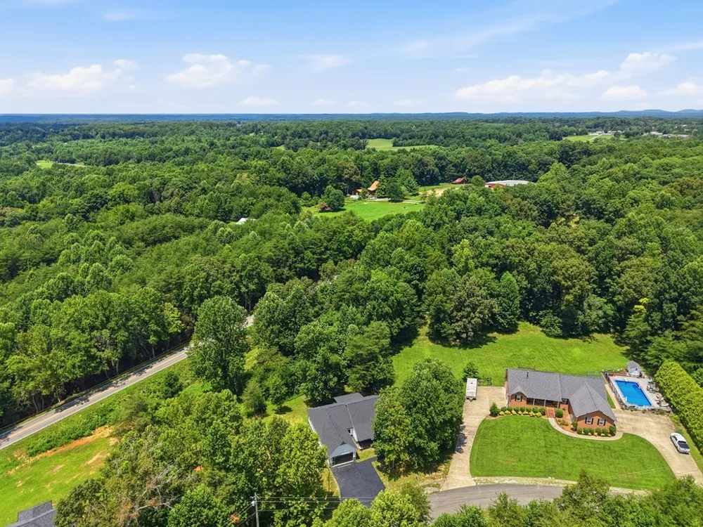 320 Christie Cir Cookeville, TN 38501