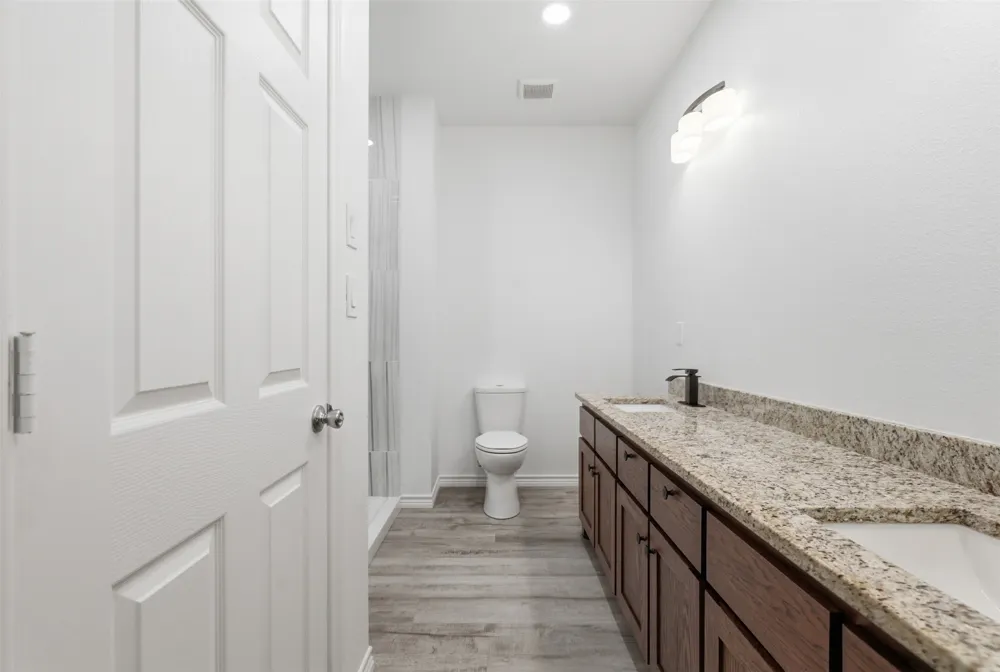 1201 E 8th St Mt Pleasant, TX 75455