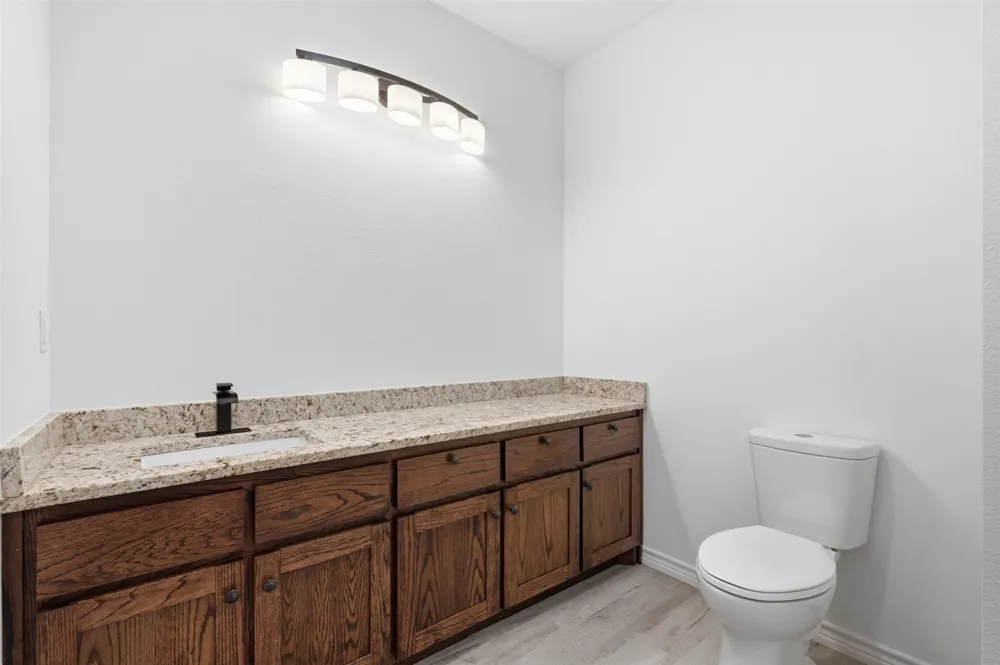 1201 E 8th St Mt Pleasant, TX 75455