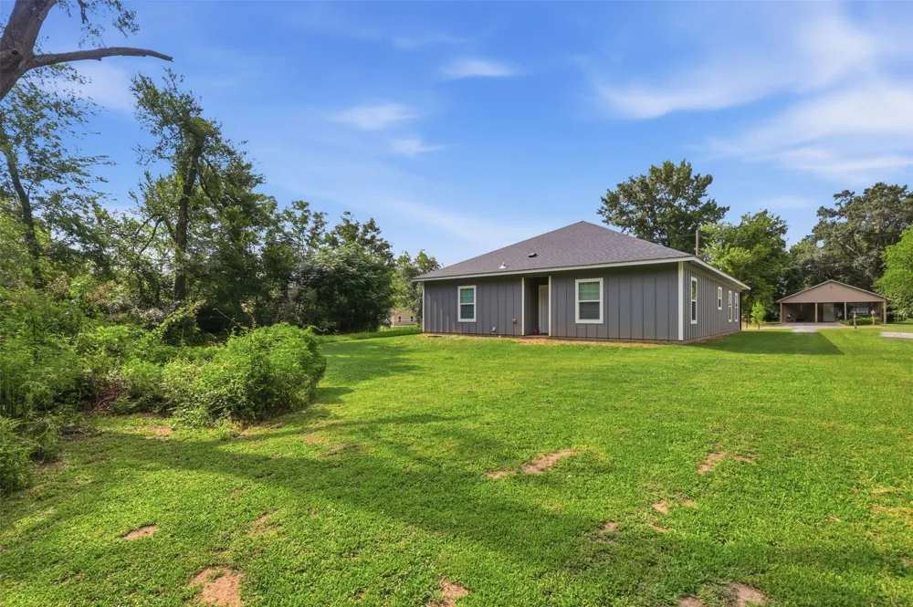 1201 E 8th St Mt Pleasant, TX 75455