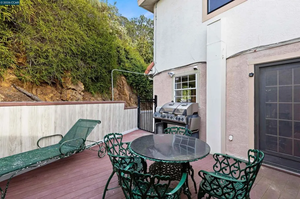 716 Gelston Pl El Cerrito, CA 94530