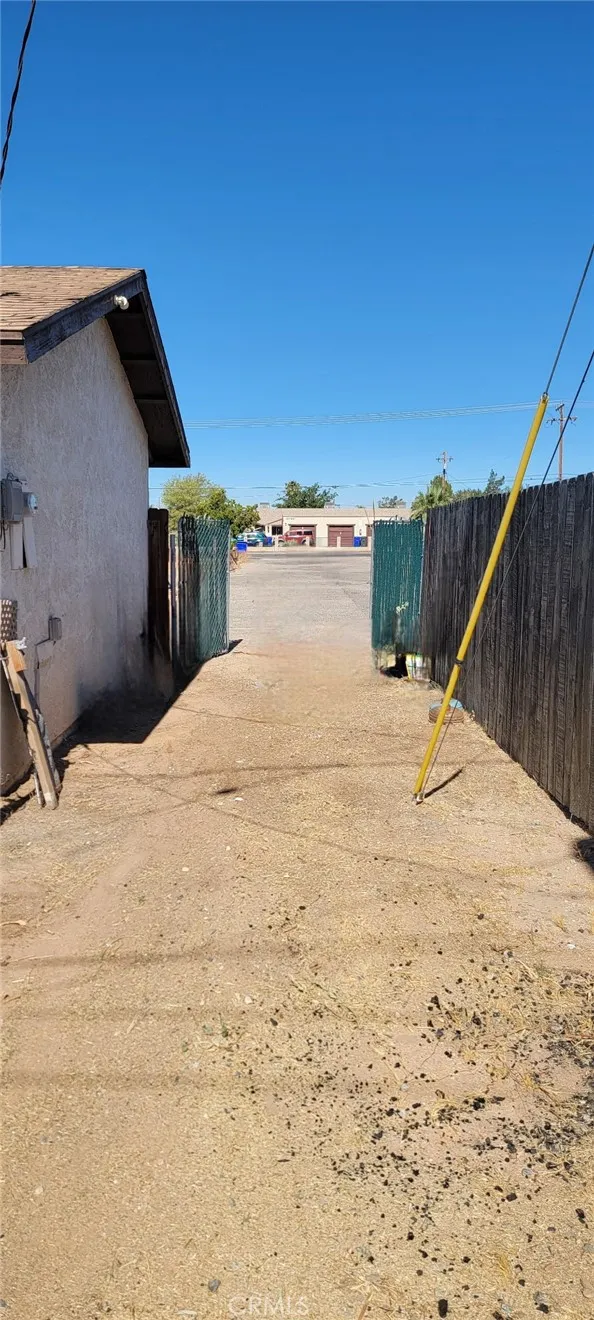 12757 Kiowa #3 Apple Valley, CA 92308