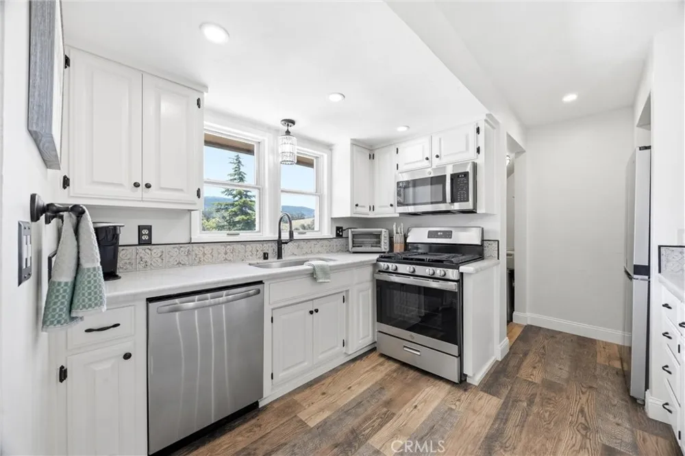 20205 Old Town Road Tehachapi, CA 93561