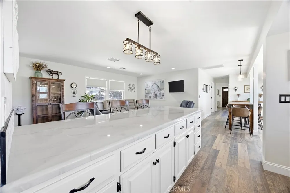 20205 Old Town Road Tehachapi, CA 93561