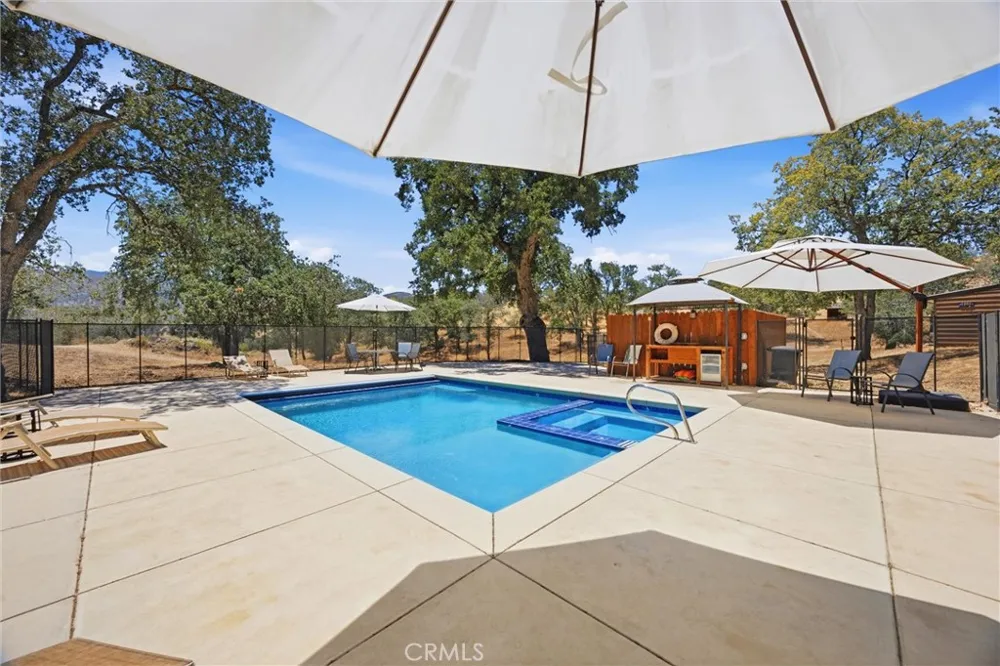 20205 Old Town Road Tehachapi, CA 93561