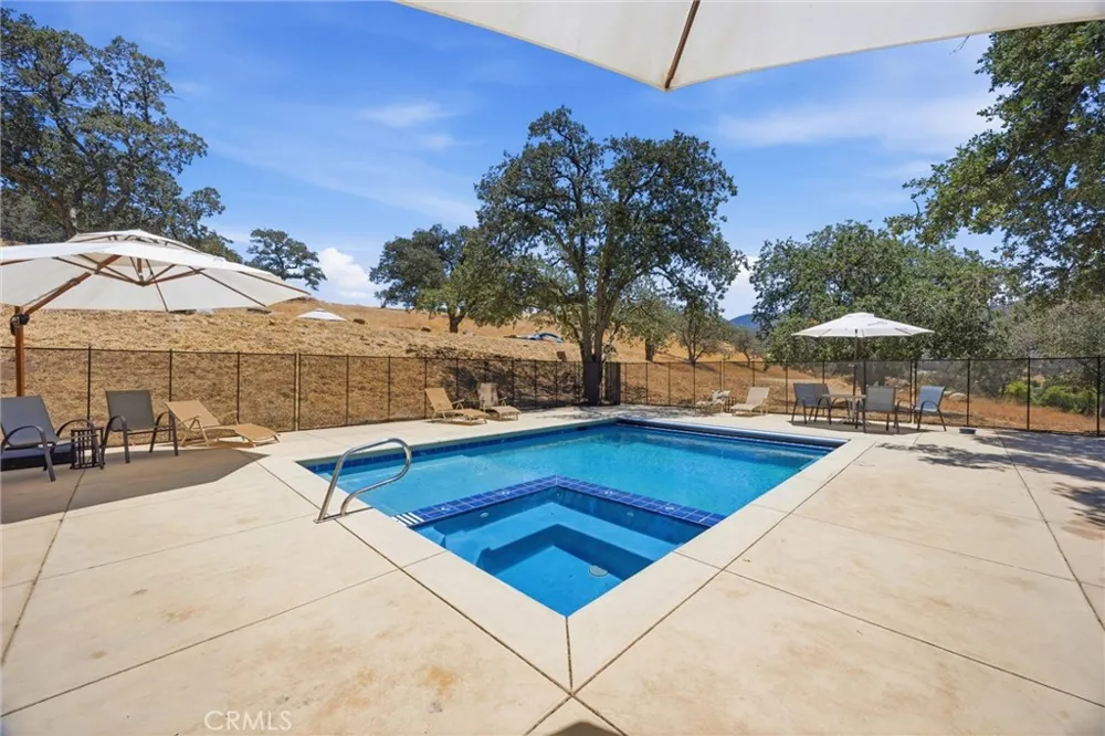 20205 Old Town Road Tehachapi, CA 93561