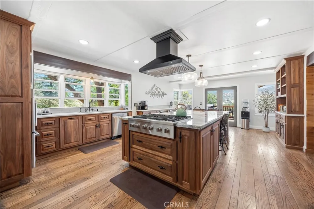 20205 Old Town Road Tehachapi, CA 93561