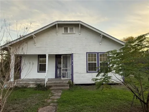 519 W Mesquite Avenue