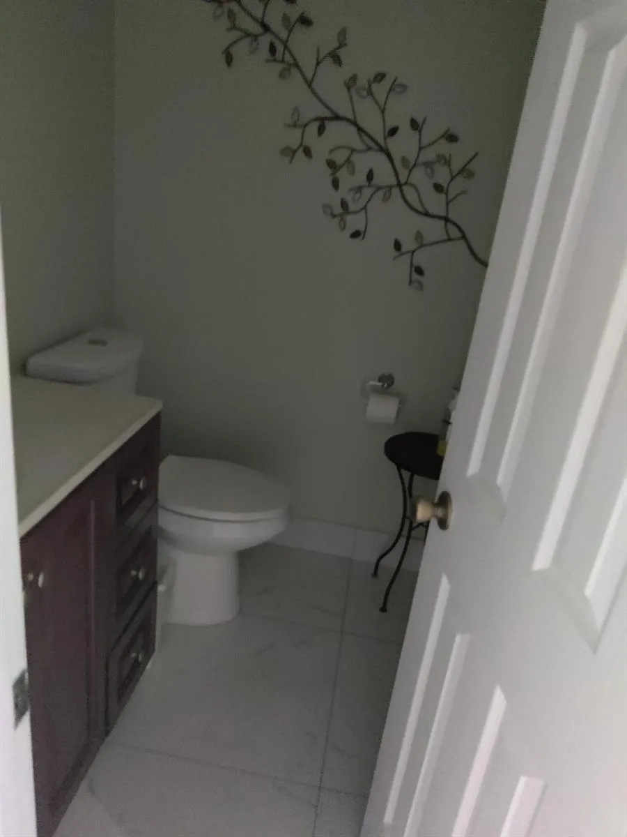 225 Bonnie Boulevard #405 Palm Springs, FL 33461