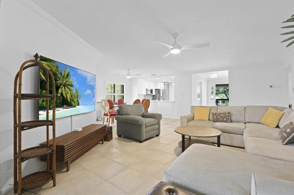 5172 SE Club Way #207 Stuart, FL 34997