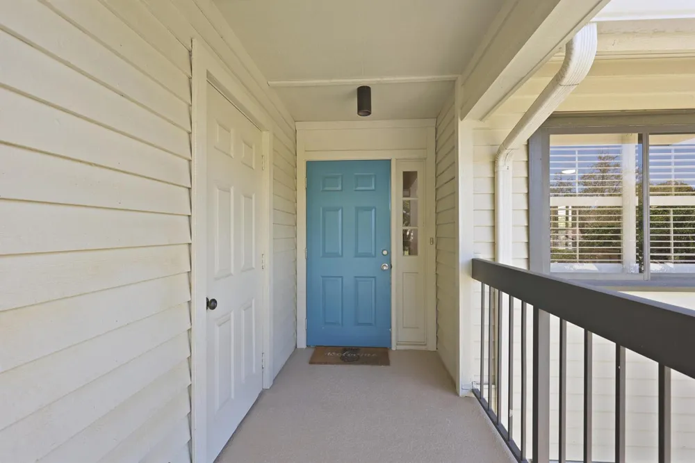 5172 SE Club Way #207 Stuart, FL 34997