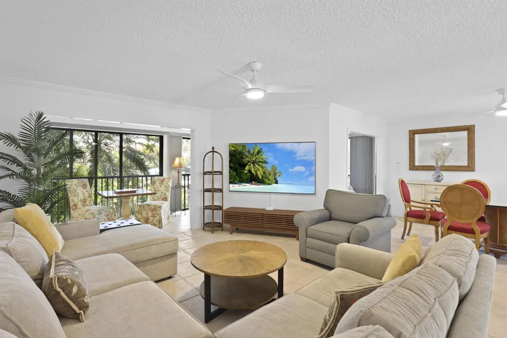 5172 SE Club Way #207 Stuart, FL 34997