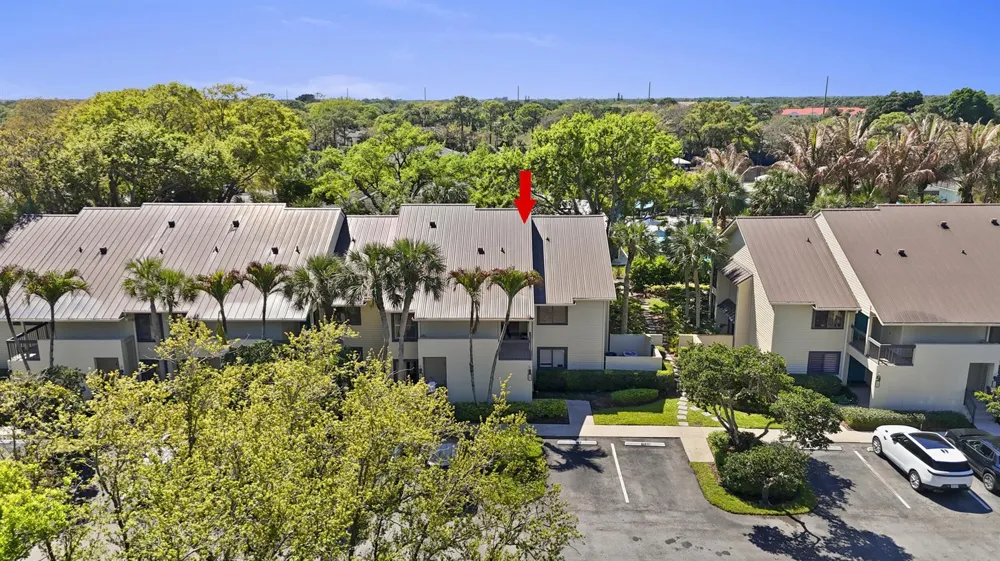 5172 SE Club Way #207 Stuart, FL 34997