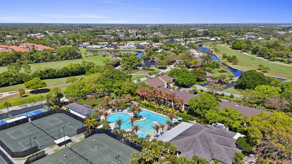 5172 SE Club Way #207 Stuart, FL 34997