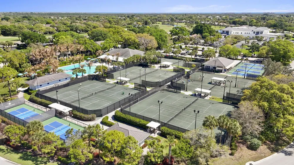 5172 SE Club Way #207 Stuart, FL 34997