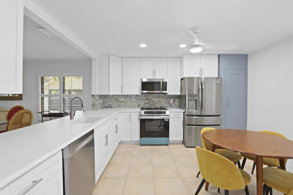 5172 SE Club Way #207 Stuart, FL 34997