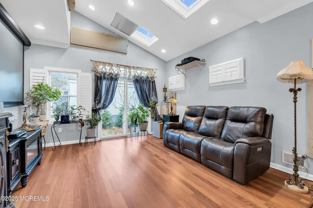 97 Navesink Avenue Highlands, NJ 07732