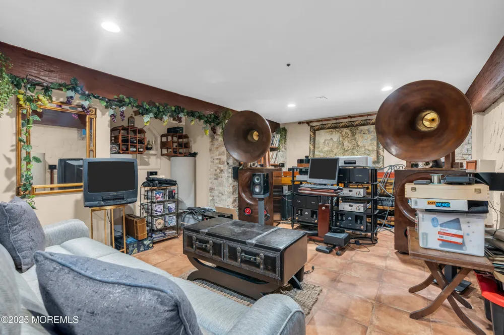 97 Navesink Avenue Highlands, NJ 07732