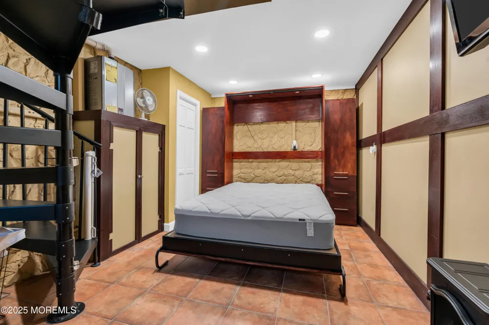 97 Navesink Avenue Highlands, NJ 07732