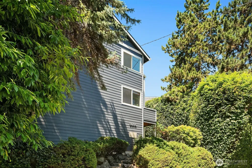 3009 3rd Avenue W #6 Seattle, WA 98119