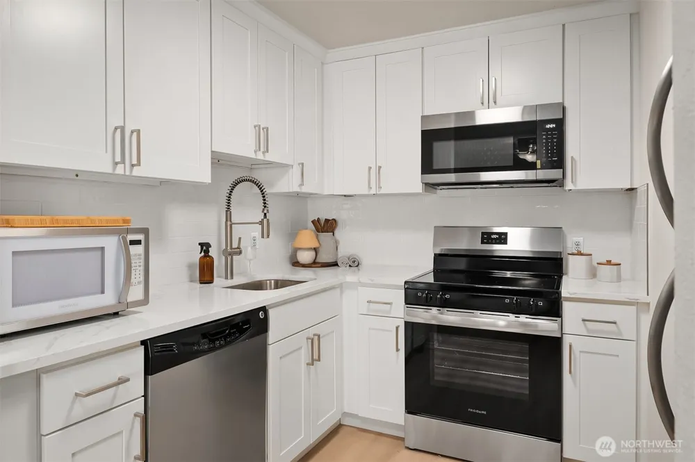 3009 3rd Avenue W #6 Seattle, WA 98119